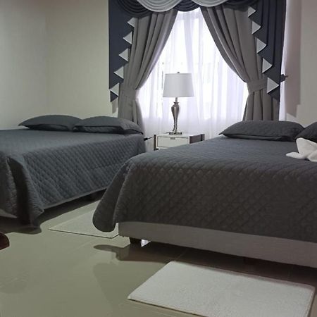 Monteverde Guesthouse ภายนอก รูปภาพ
