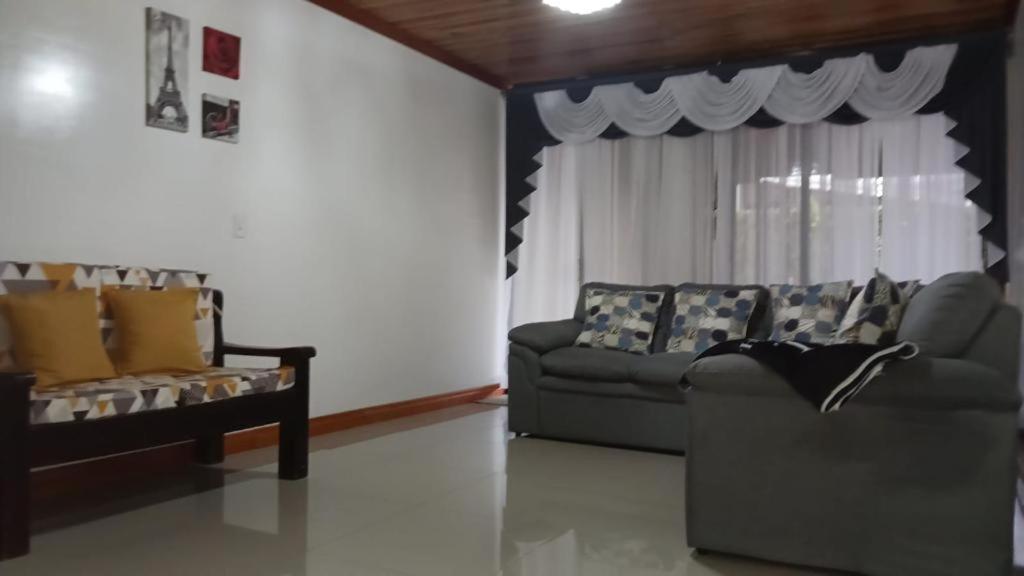 Monteverde Guesthouse ภายนอก รูปภาพ